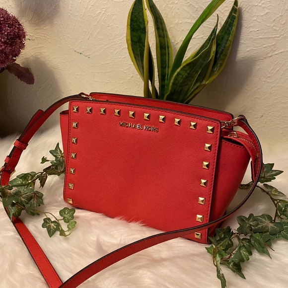 S⭕️LD Authentic Micheal Kors Messenger Stud Bag - Picture 2 of 10